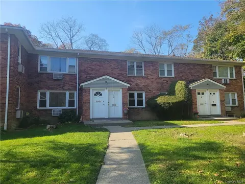 1668 Route 9 #7E, Wappinger, NY 12590