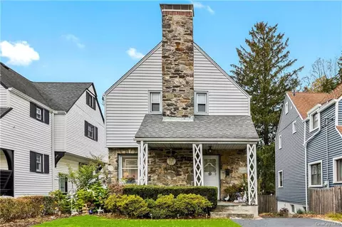 140 Pershing Ave, New Rochelle, NY 10801