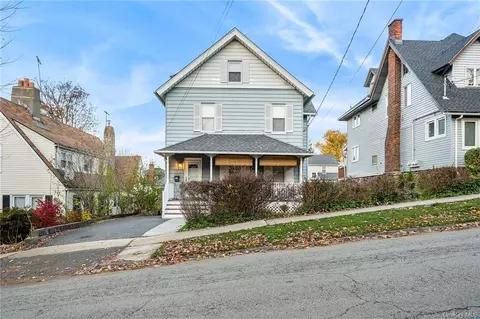 21 Tibbits Ave, White Plains, NY 10606