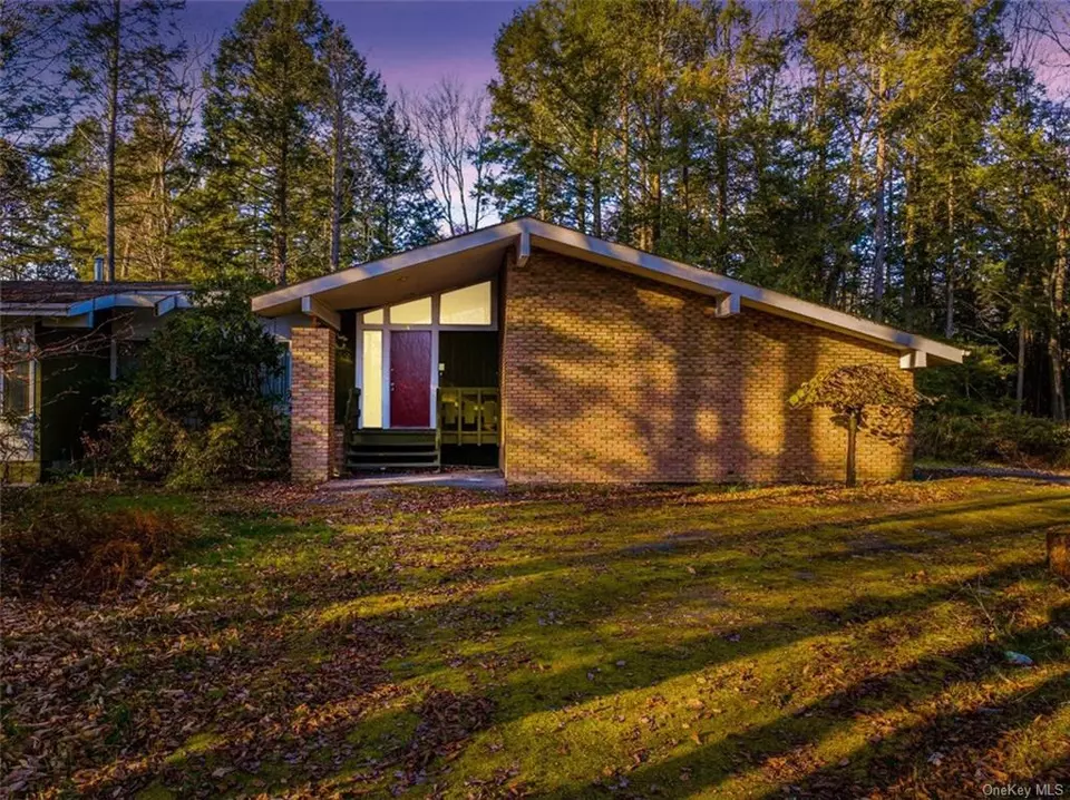 34 Morris Dr, South Fallsburg, NY 12779 36 Photos Movoto