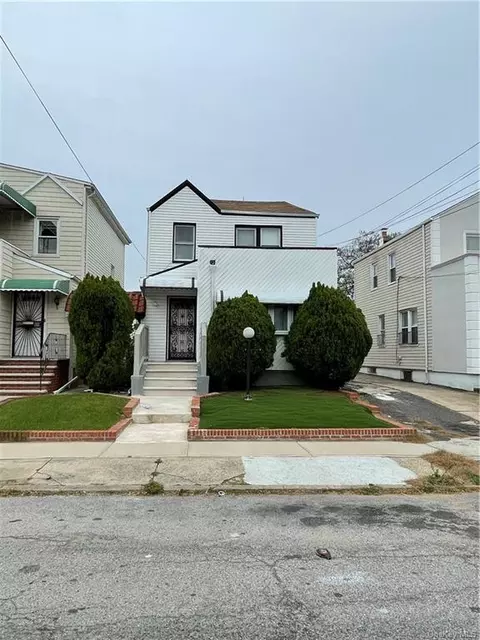 137-27 232nd St, Laurelton, NY 11413