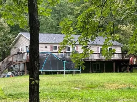 176 Old State Route 28, Hurley, NY 12433