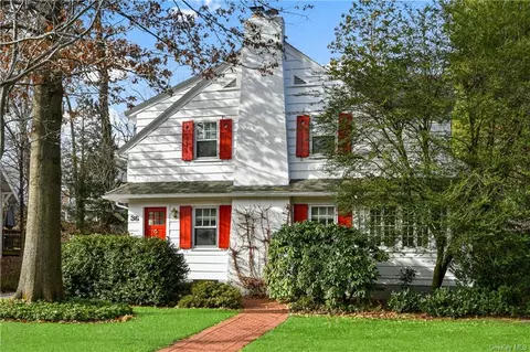 36 Concord Ave, Larchmont, NY 10538