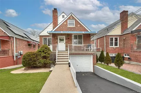 2544 Young Ave, Bronx, NY 10469