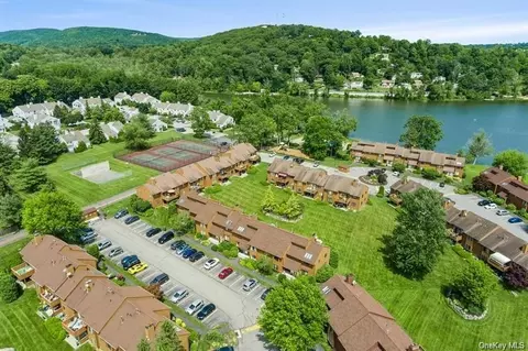 581 Panorama Dr, Yorktown, NY 10547