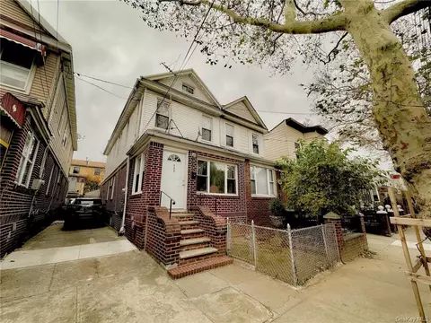 271 38th St, Brooklyn, NY 11203