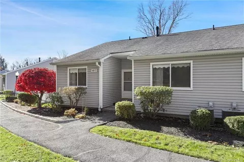 145 Flintlock Way #C, Yorktown, NY 10598