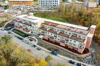 30 Beekman St #202, Beacon, NY 12508