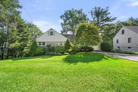 33 Clarendon Rd, Greenburgh, NY 10583