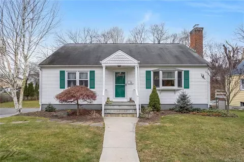 16 Brook St, Mount Kisco, NY 10549