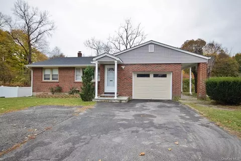 304 E Main St, Middletown, NY 10940