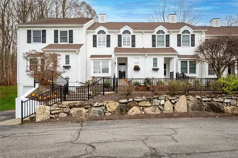 166 Jay Ct, Lewisboro, NY 10518