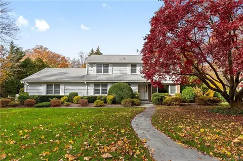 83 Duxbury Rd, Harrison, NY 10577