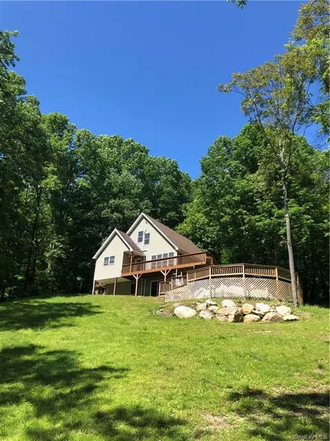 47 W Searsville Rd, Montgomery, NY 12549