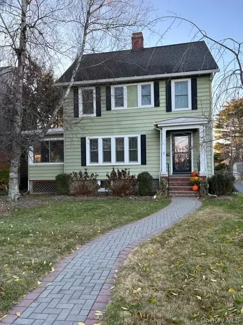 2 Kingston Ave, Poughkeepsie, NY 12603
