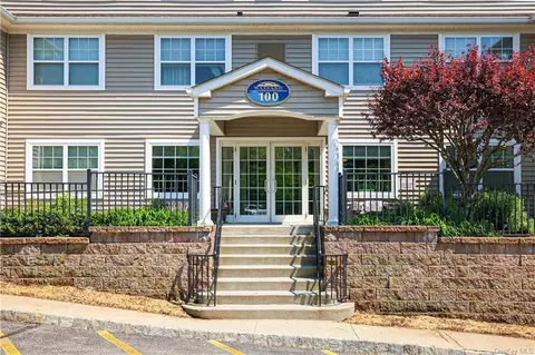 100 Woodcrest Ln #110, Mount Kisco, NY 10549