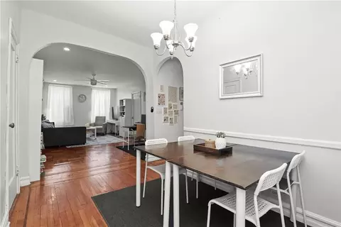 760 Brady Ave #216, New York, NY 10462