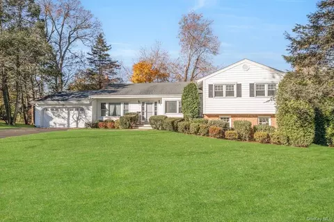 5 Clifton Ln, White Plains, NY 10605