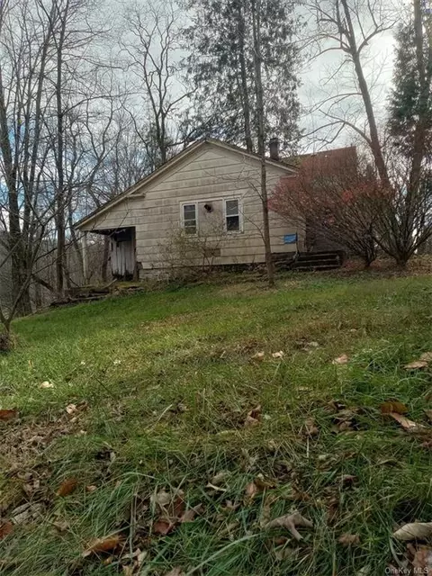 754 N Branch Callicoon Center Rd, Callicoon, NY 12724