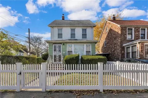 113-46 194th St, Saint Albans, NY 11412