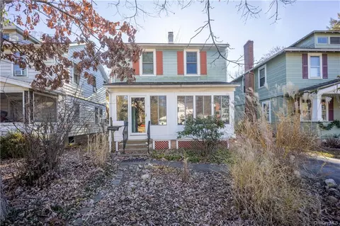 110 College Ave, Poughkeepsie, NY 12603