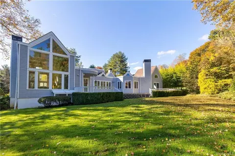 9 The Crossing At Blind Brk, Harrison, NY 10577