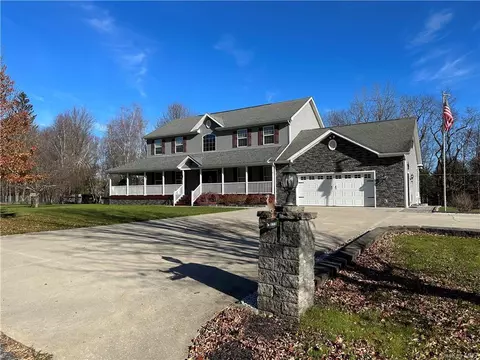 12 Van Etten Rd, Thompson, NY 12701
