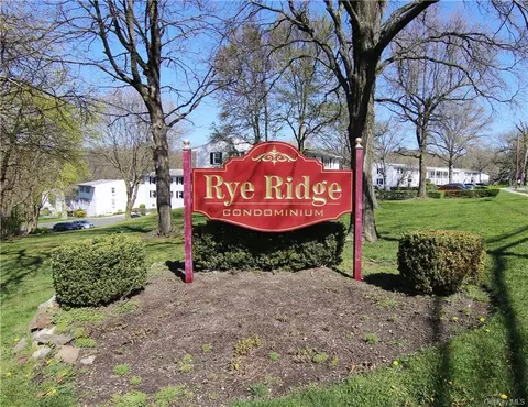 35 Avon Cir #D, Rye, NY 10573