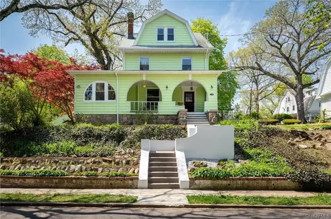338 Seneca Ave, Mount Vernon, NY 10553