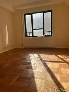 1519 Metropolitan Ave #6C, Bronx, NY 10462