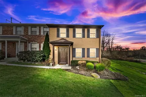 523 Jumano Ct, Ramapo, NY 10901