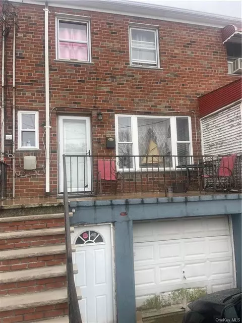 102 Pilot St, Bronx, NY 10464 2 Photos Movoto