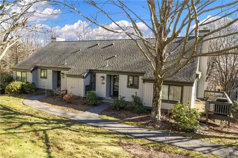 331 Heritage Hls #B, Somers, NY 10589