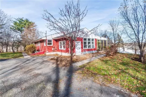 17 Holmes Rd, Newburgh, NY 12550