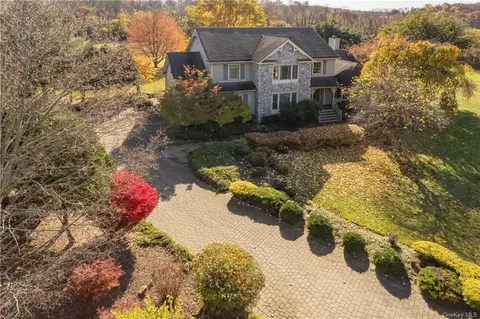 648 Union Corners Rd, Florida, NY 10921