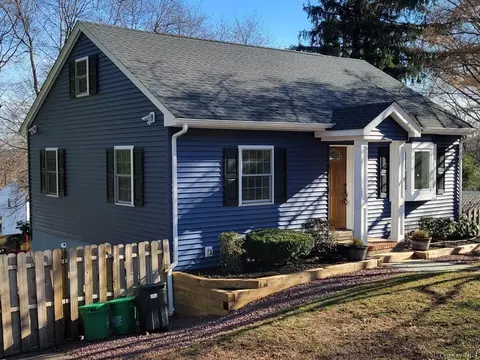 54 Bocket Rd, Orangetown, NY 10965