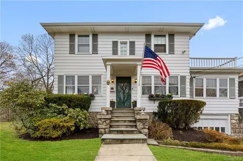 45 Meadow Pl, Rye, NY 10580