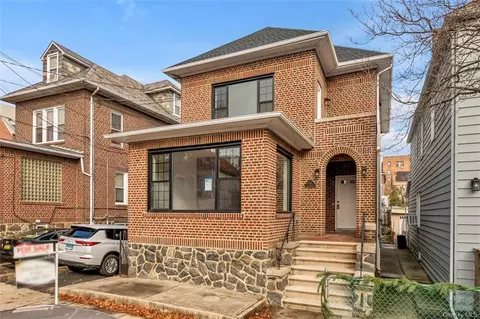 1952 Haight Ave, Bronx, NY 10461
