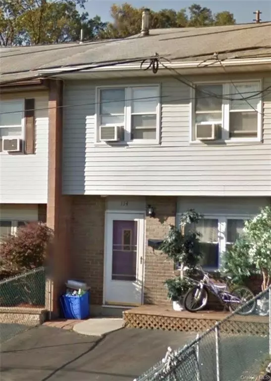 114 Roosevelt Dr, West Haverstraw, NY 10993 1 photo Movoto