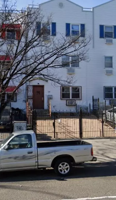 1241 Intervale Ave, New York, NY 10459