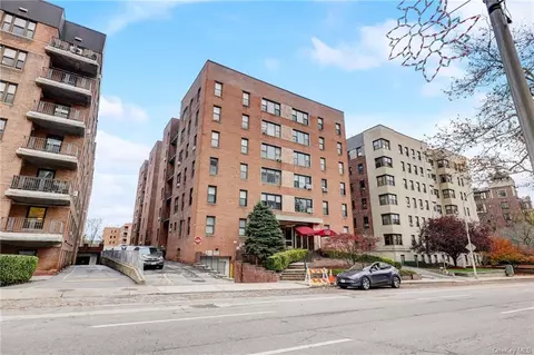 10 N Broadway #1J, White Plains, NY 10601