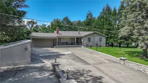 40 Bailey Rd, Montgomery, NY 12549