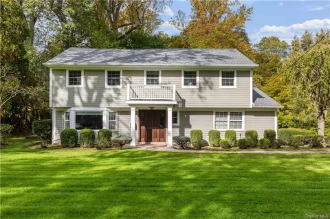 141 Country Ridge Dr, Rye, NY 10573