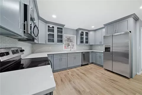 255 Madison St, Mastic Beach, NY 11951