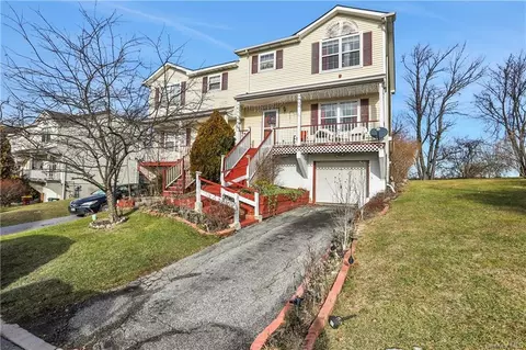 26 Lindsey Rd, Warwick, NY 10990