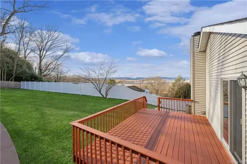 2 Fowler Ave, Ossining, NY 10562