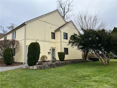 3 Kings Ct #A, Yorktown, NY 10547