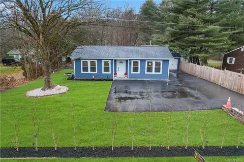 3983 State Route 209 Rte, Mamakating, NY 12790