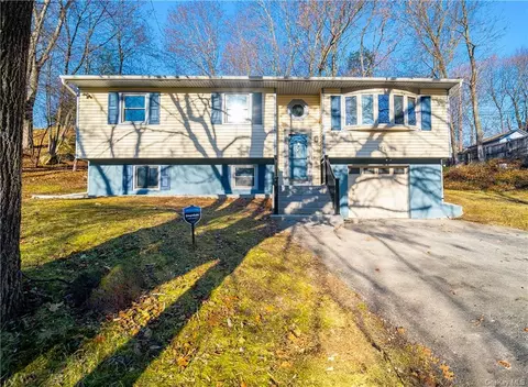 264 Washington Ave, Beacon, NY 12508