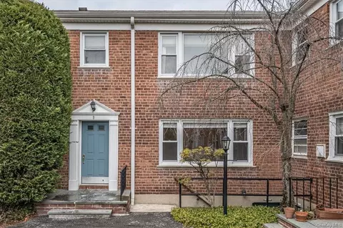 130 Theodore Fremd Ave #9A, Rye, NY 10580